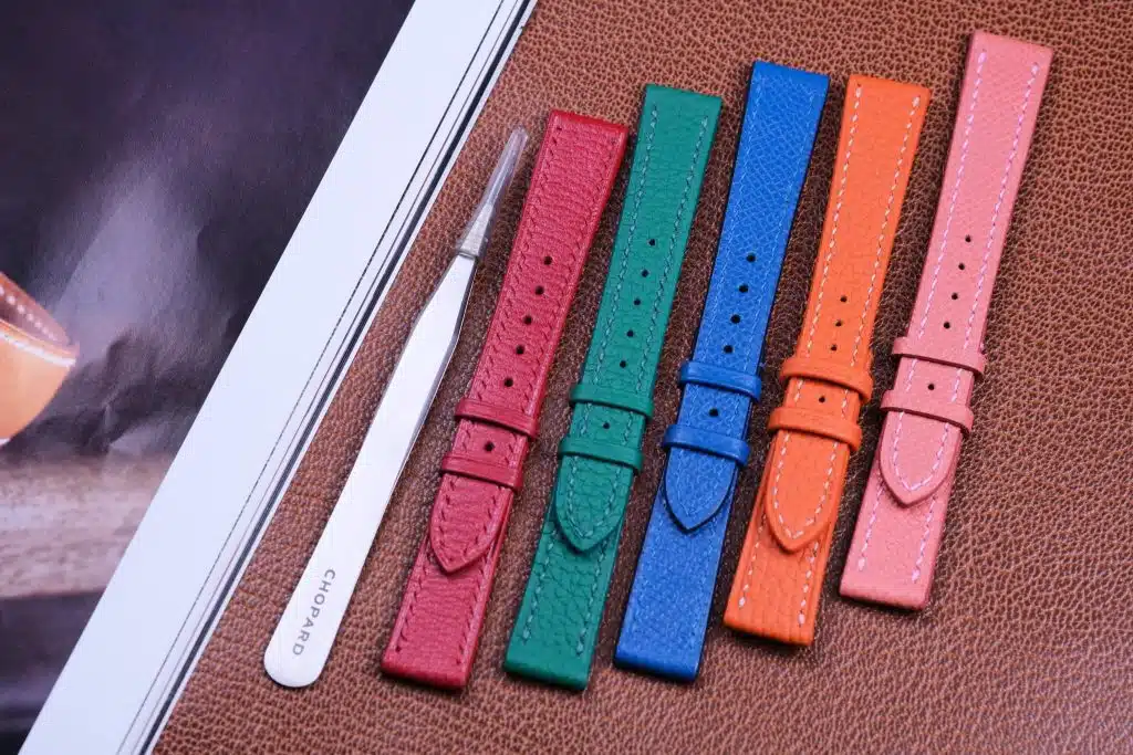 Sản phẩm dây đồng hồ da bò handmade của Hoa Sa