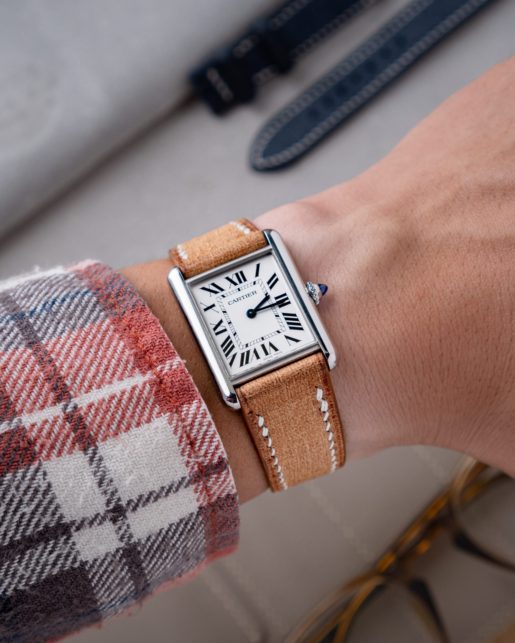 Natural Babele cho Cartier Tank Must